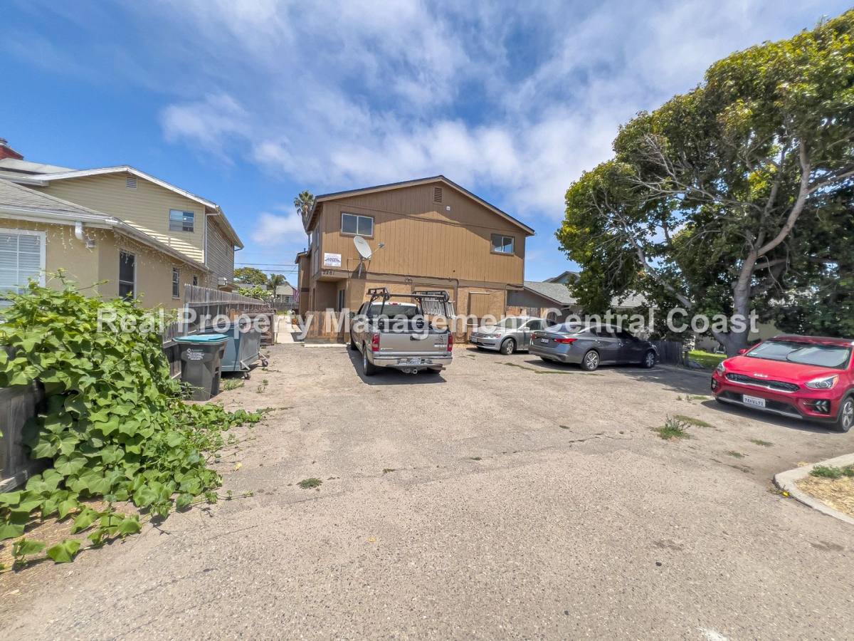 Apartment for rent at 2261 Cienaga St, Oceano, CA 93445