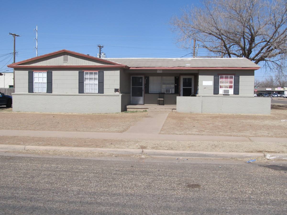 Apartment for rent at 4202 35th St, Lubbock, TX 79410
