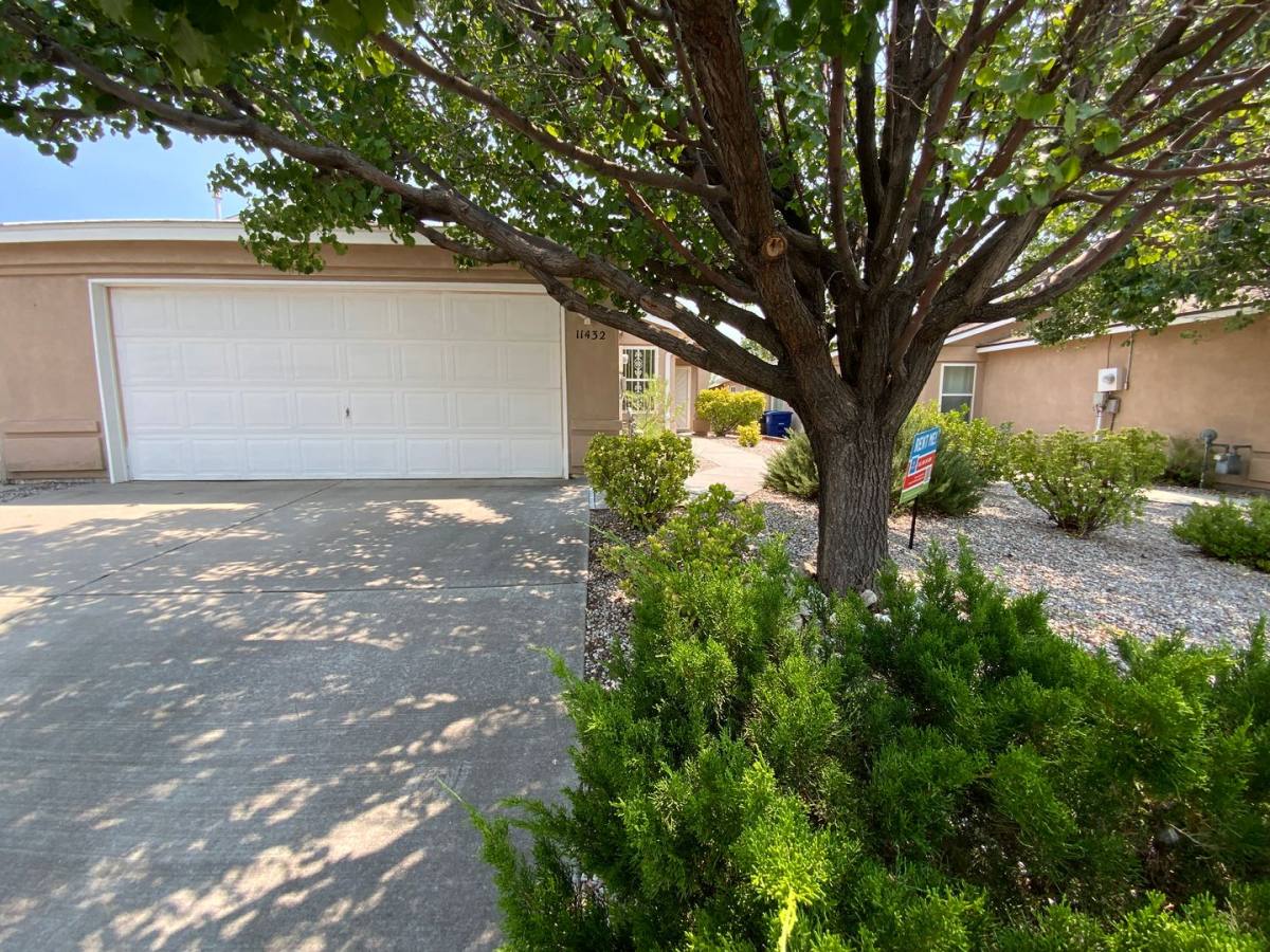 House for rent at 11432 Vistazo Place SE, Albuquerque, NM 87123