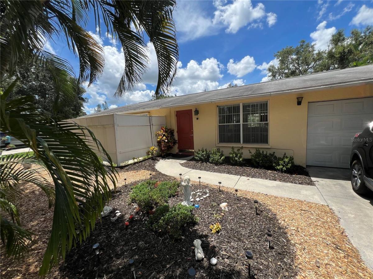 Apartment for rent at 3255 Village Lane, Sarasota, FL 34235