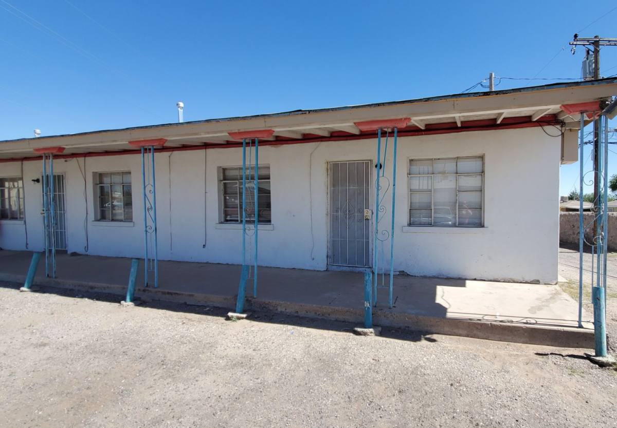 Apartment for rent at 1406 S Espina, Las Cruces, NM 88001