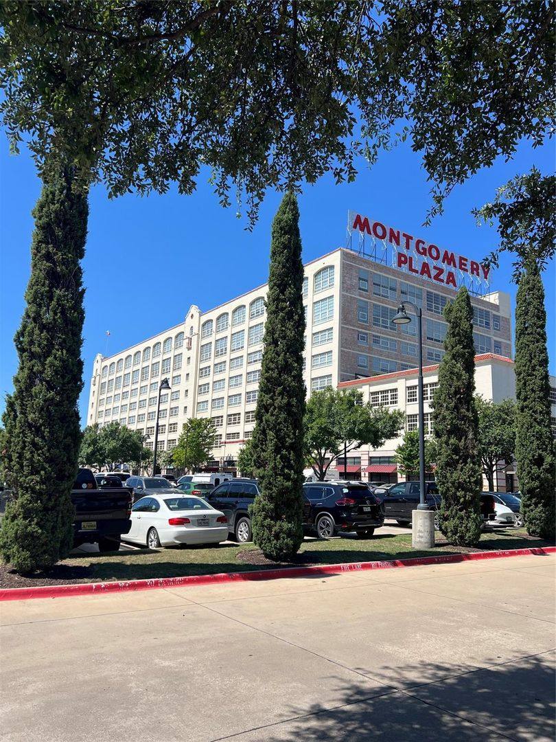 Condo for rent at 2600 W 7th St, Fort Worth, TX 76107