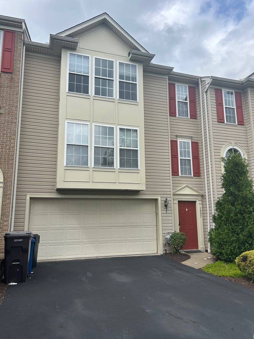 Townhouse for rent at 1907 Michael Dr, Pittsburgh, PA 15227
