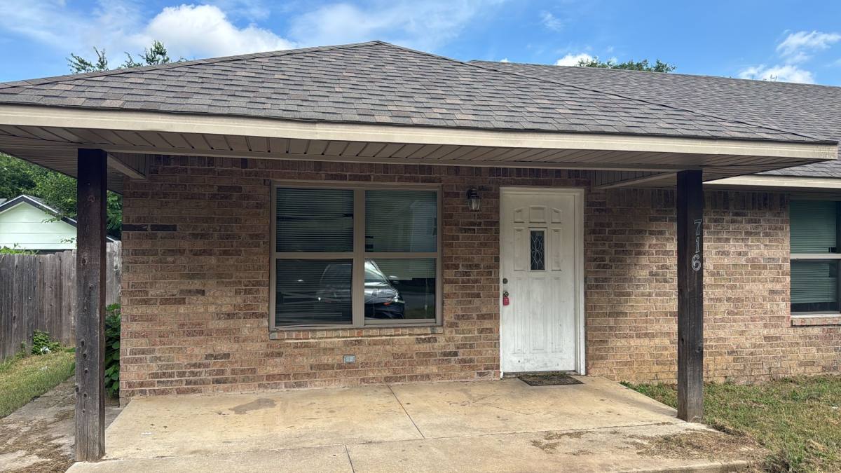 Apartment for rent at 714 A St NE, Ardmore, OK 73401