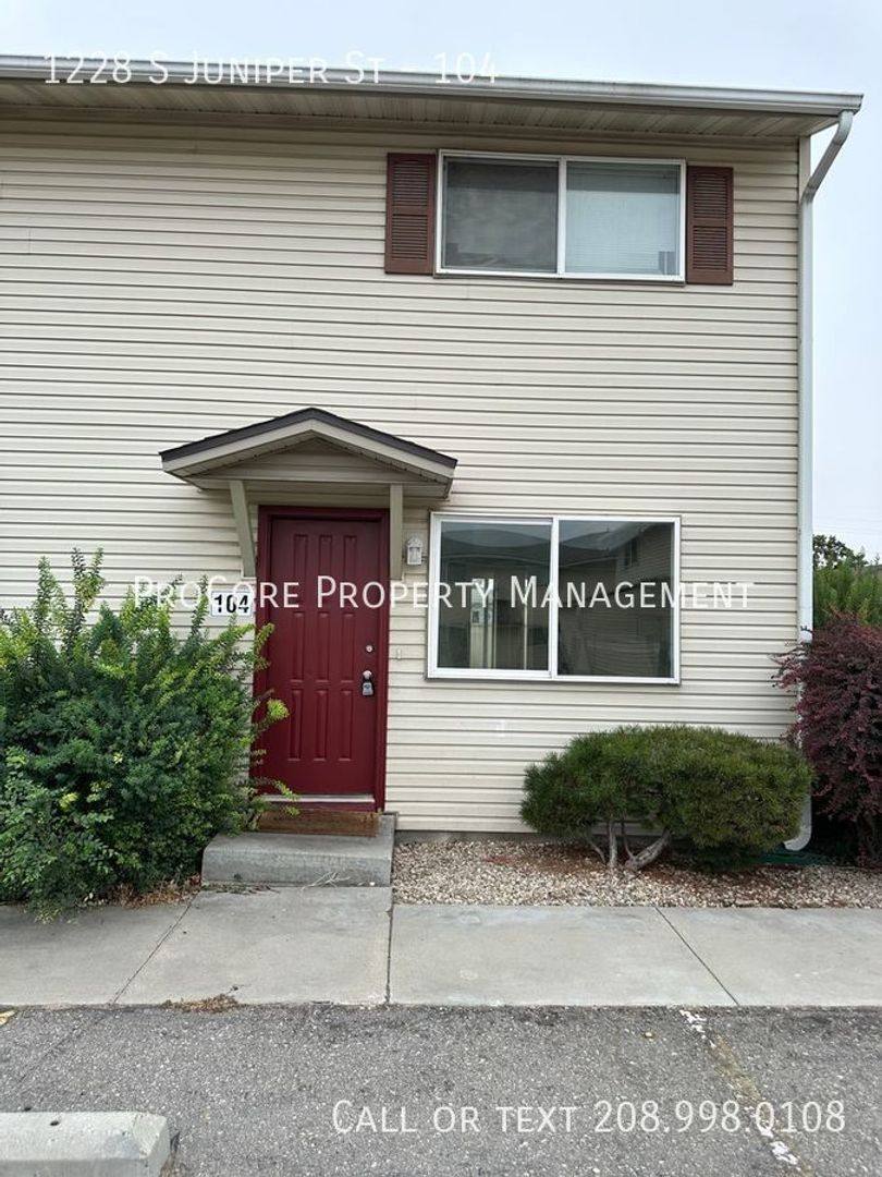 Apartment for rent at 1228 S Juniper St, Nampa, ID 83686