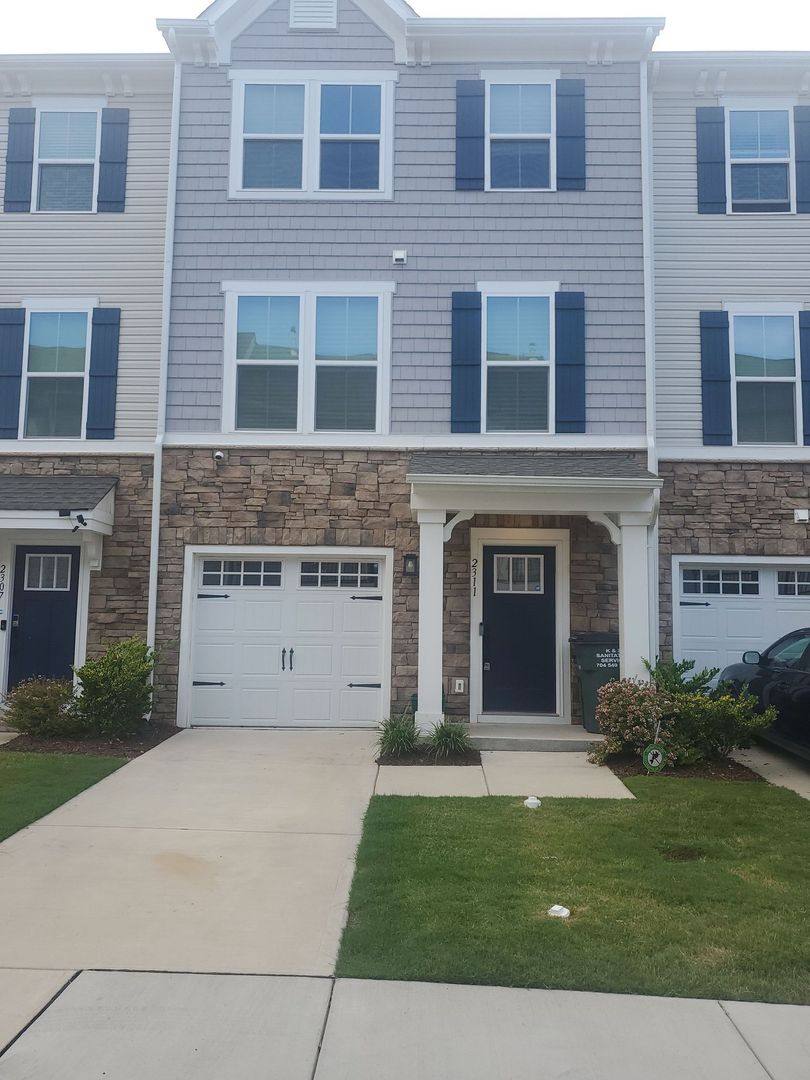 House for rent at 2311 Doby Creek Lane, Charlotte, NC 28262