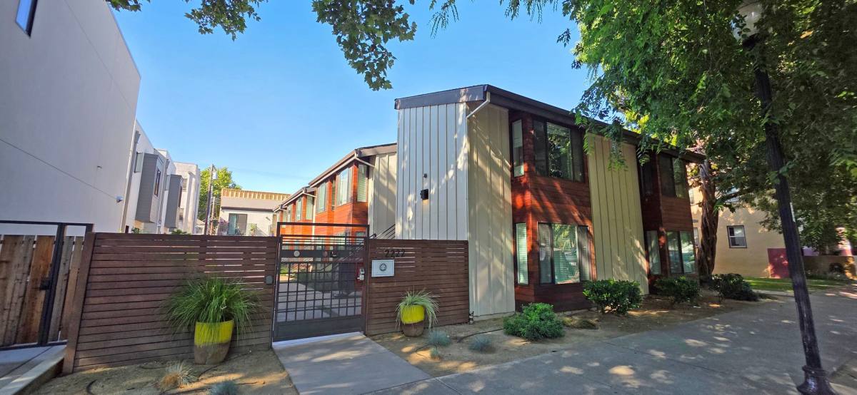 Apartment for rent at 2222 I St, Sacramento, CA 95816