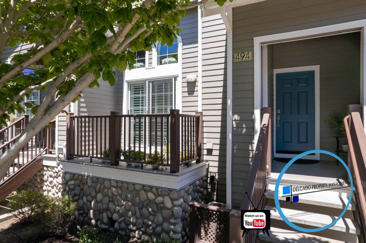 Townhouse for rent at 494 E St, Benicia, CA 94510