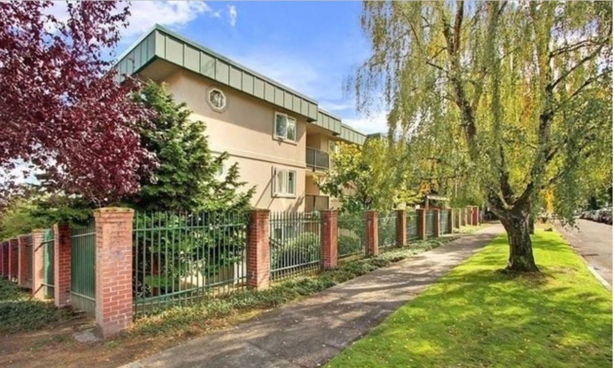 Condo for rent at 1818 - 18th Ave, Seattle, WA 98122