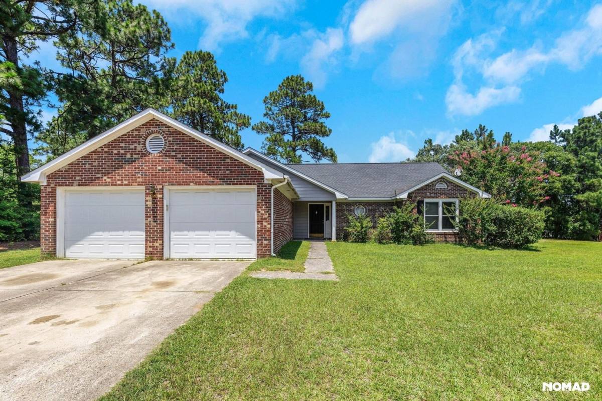 House for rent at 1604 Piney Creek Place, Fayetteville, NC 28304