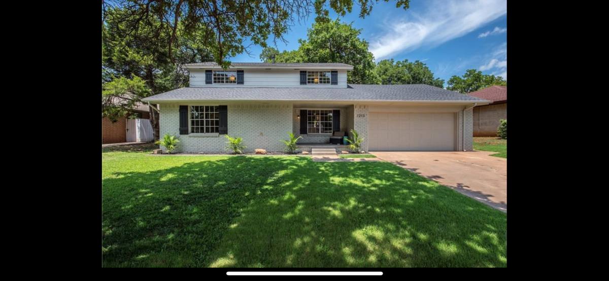 House for rent at 1213 Mockingbird Lane, Edmond, OK 73034
