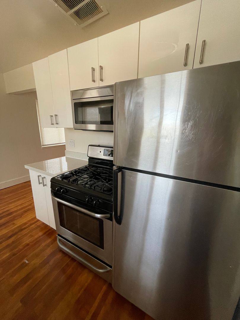 Apartment for rent at 2363 Humboldt Ave, Oakland, CA 94601