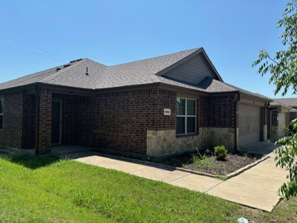 House for rent at 1068 Churchill Dr, Princeton, TX 75407