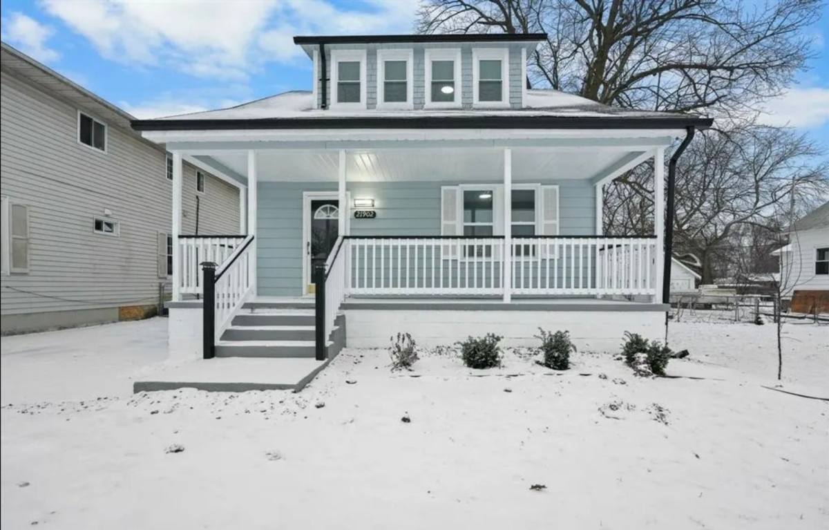 House for rent at 21902 Ridgeway, Saint Clair Shores, MI 48080