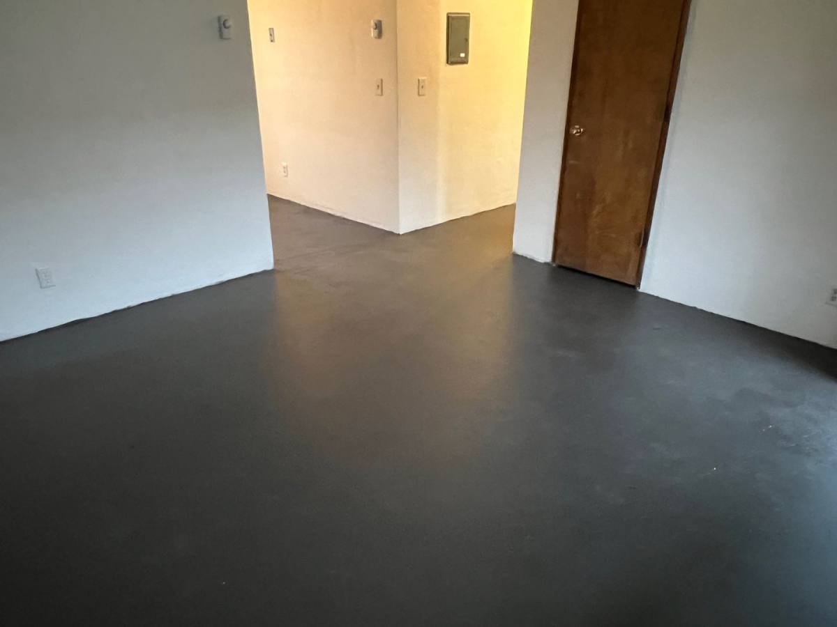 Apartment for rent at 1078 16th St, Springfield, OR 97477