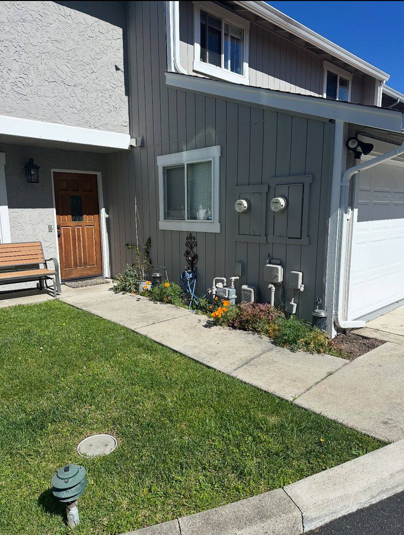Townhouse for rent at 3433 Mission Dr #D, Santa Cruz, CA 95062