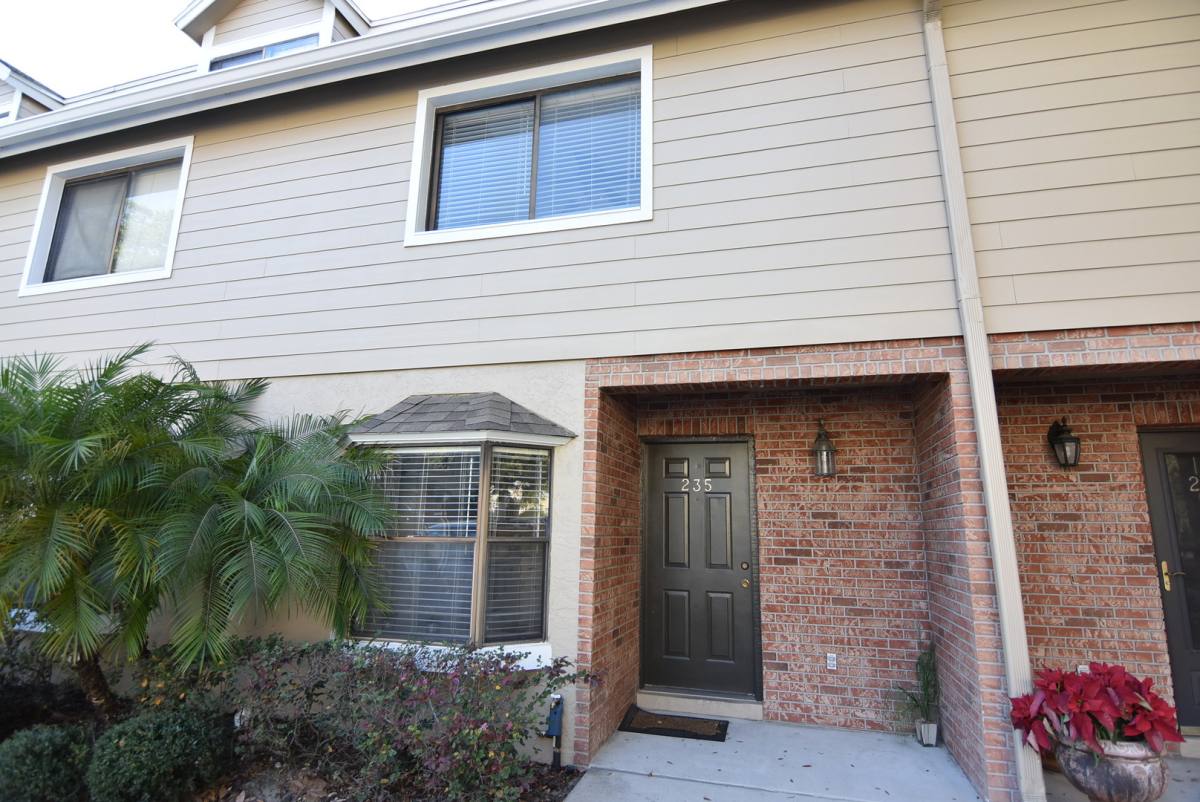 Townhouse for rent at 235 Sandlewood Trail, Winter Park, FL 32789