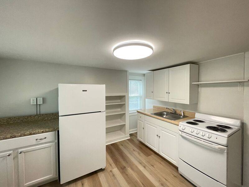 Apartment for rent at 26 High St, Derry, NH 03038