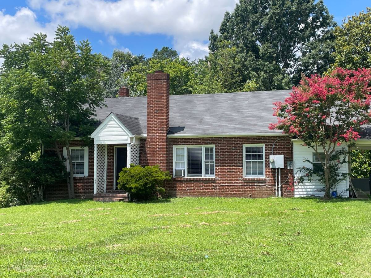 House for rent at 5212 Brenda Dr, Winston Salem, NC 27107