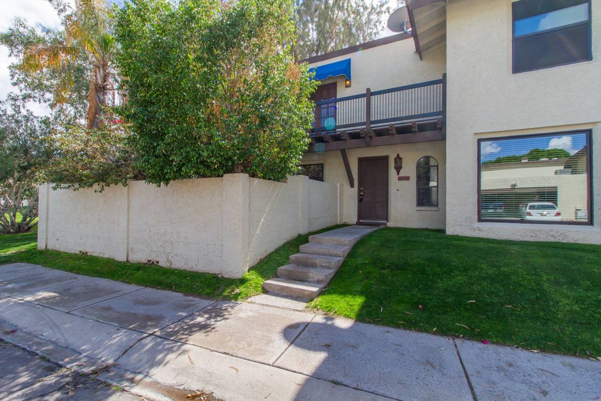 Townhouse for rent at 4853-2 E Euclid Ave, Phoenix, AZ 85044