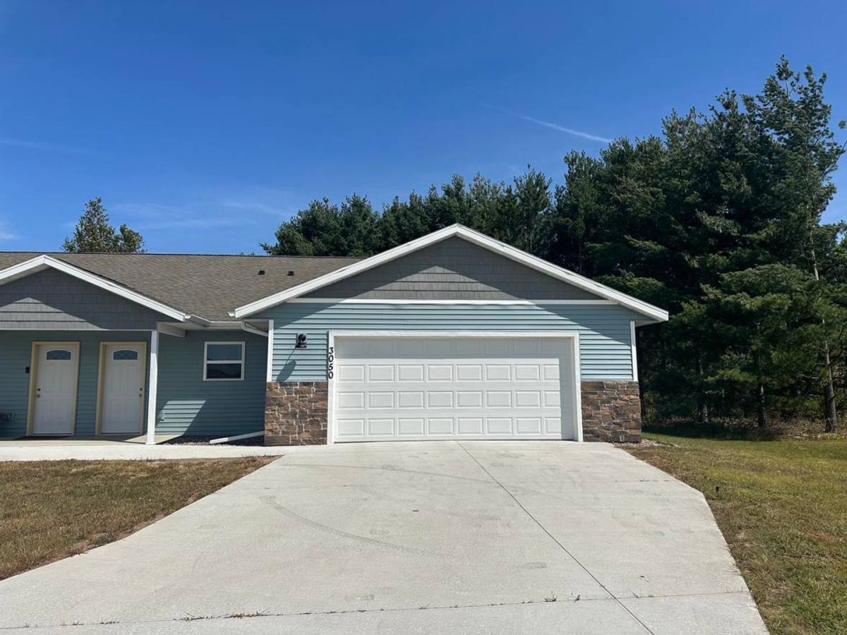 Townhouse for rent at 3040 Barrington Place, Plover, WI 54467
