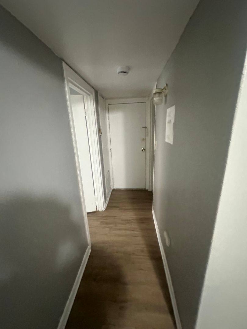Apartment for rent at 185 Arbor, Wheeling, IL 60090