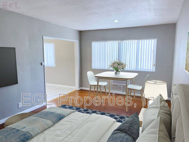 House for rent at 1555 N Bronson #204, Los Angeles, CA 90028