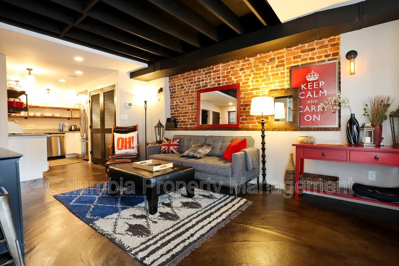 Townhouse for rent at 811 T St NW, Washington, DC 20001