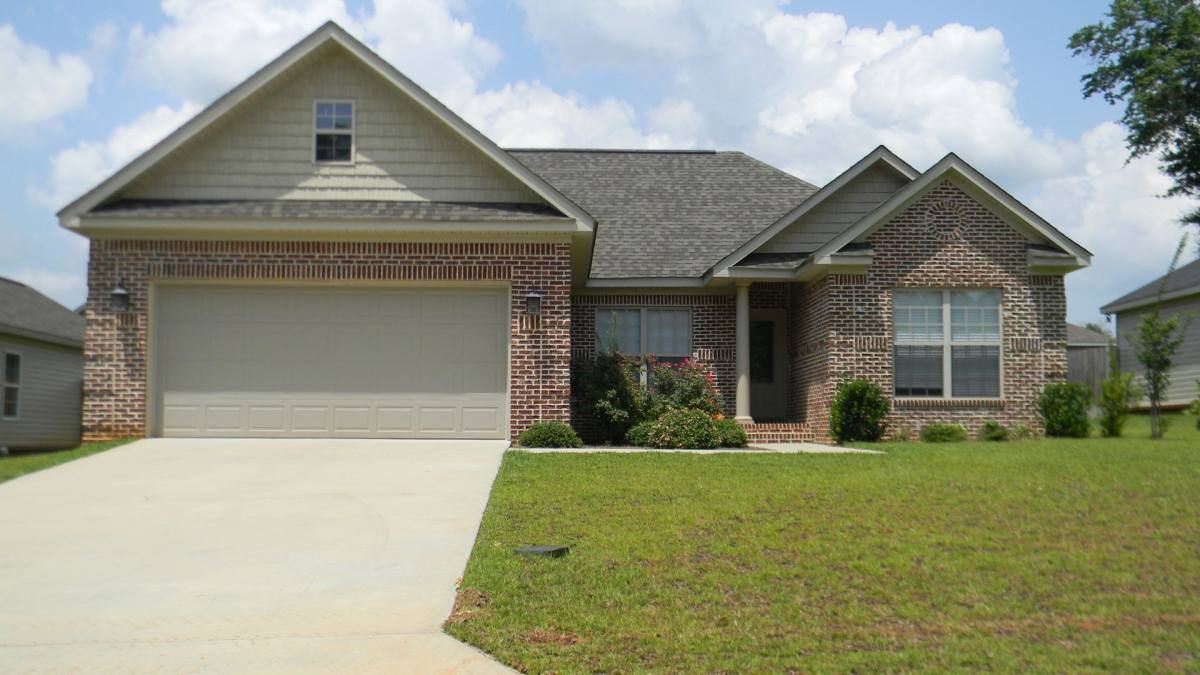 House for rent at 103 Telford Lane, Enterprise, AL 36330