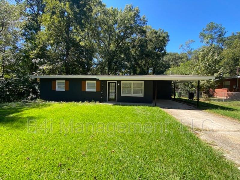 House for rent at 255 Robert E Lee Dr, Columbus, GA 31903