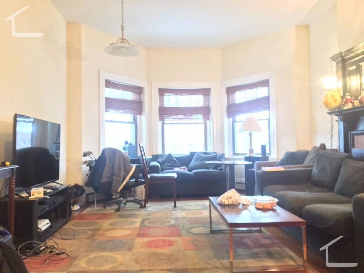 Townhouse for rent at 1689 Beacon St #3, Brookline, MA 02445