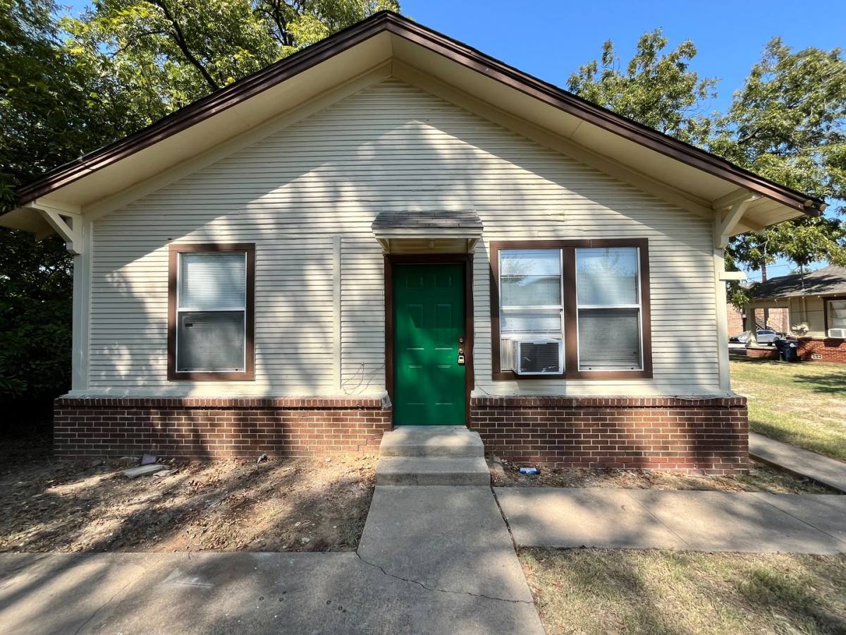 House for rent at 519 Collins St, Denton, TX 76201