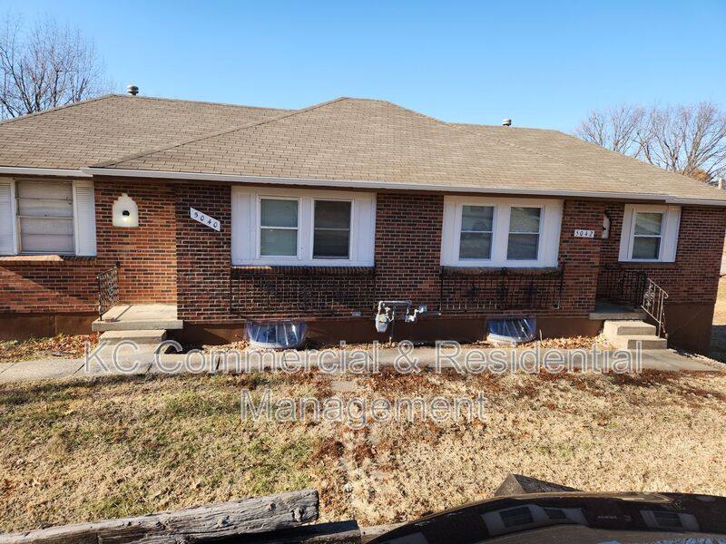 Apartment for rent at 5042 N Topping Ave, Kansas City, MO 64119