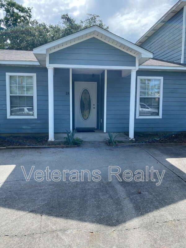 Townhouse for rent at 18 Grand Lido, Gulfport, MS 39507