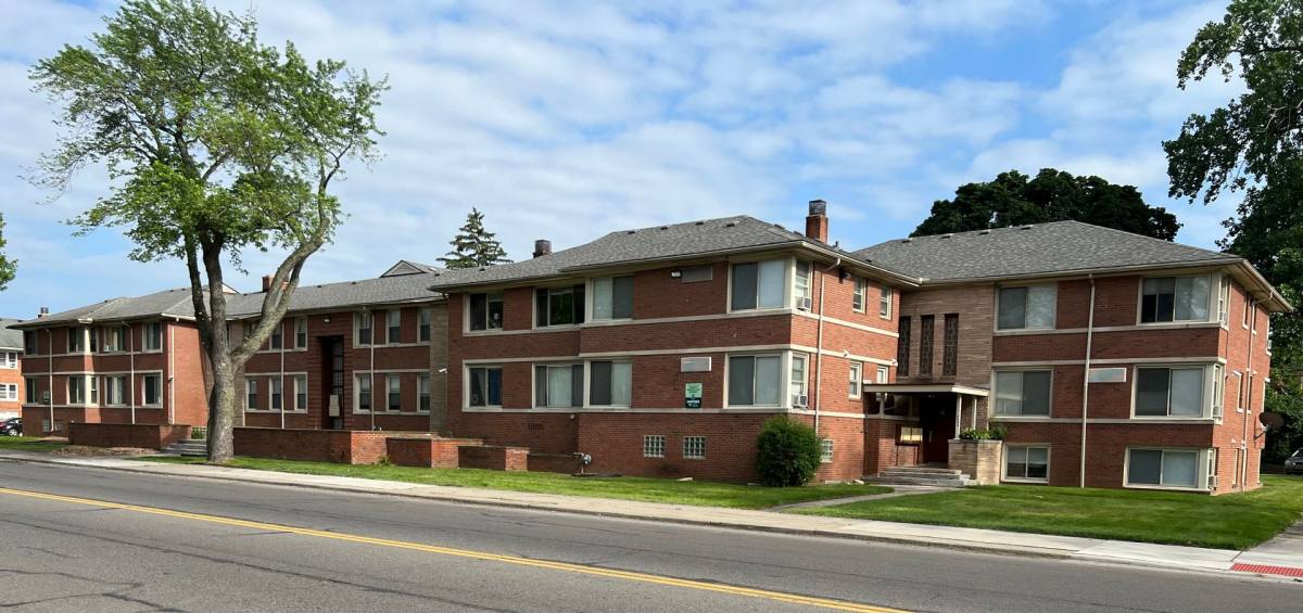 Apartment for rent at 2623 W McNichols Rd, Detroit, MI 48221