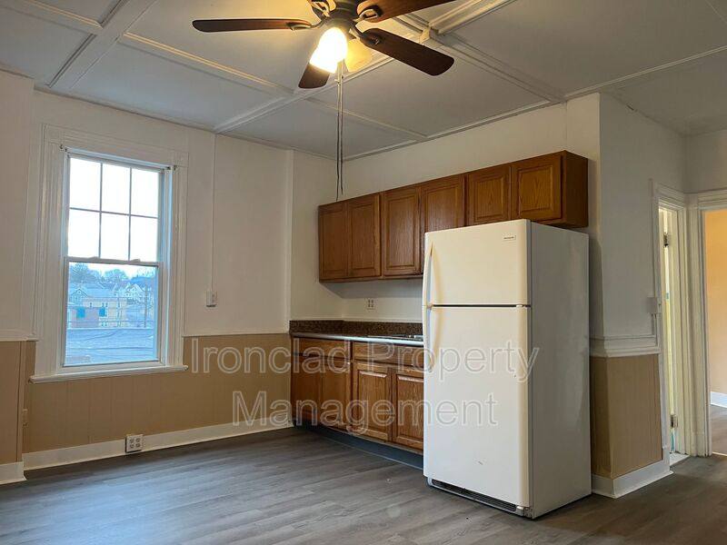 Apartment for rent at 640 Arch St #2, New Britain, CT 06051