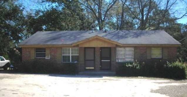 House for rent at 1112-B Wingate Ave, Albany, GA 31705