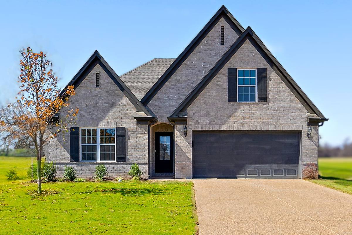 House for rent at 2194 Julianna Dr, Southaven, MS 38672