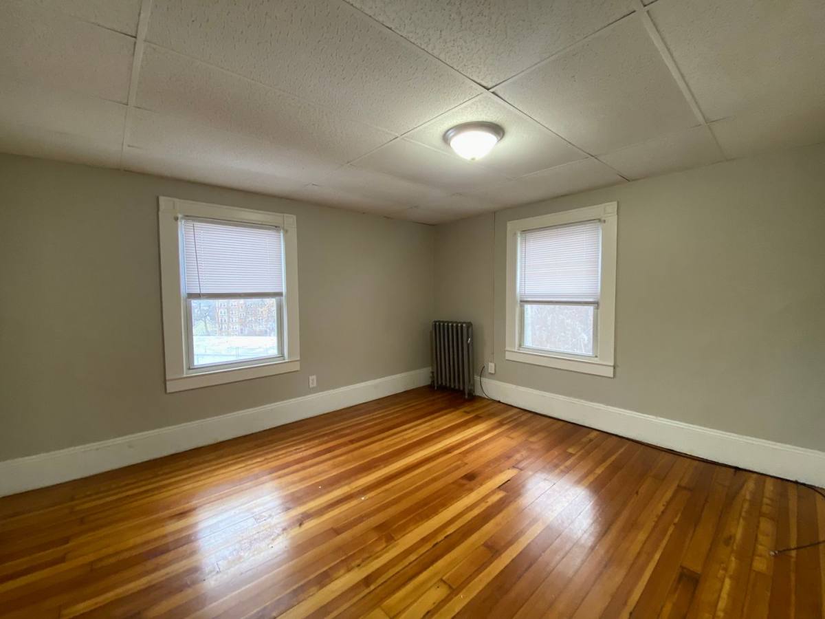 Apartment for rent at 41-43 Belmont Ave, Springfield, MA 01108