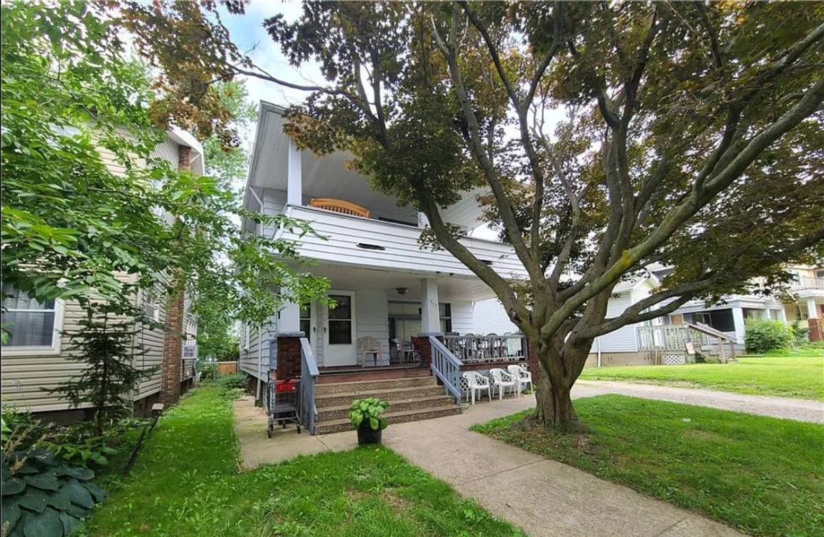 Apartment for rent at 1355-57 W Blvd, Cleveland, OH 44102