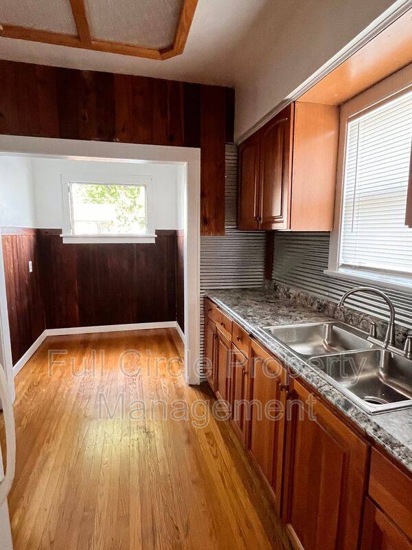 House for rent at 319 N 34th St, Council Bluffs, IA 51501