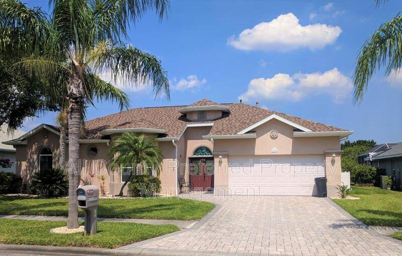 House for rent at 1901 Thesy Dr, Melbourne, FL 32940