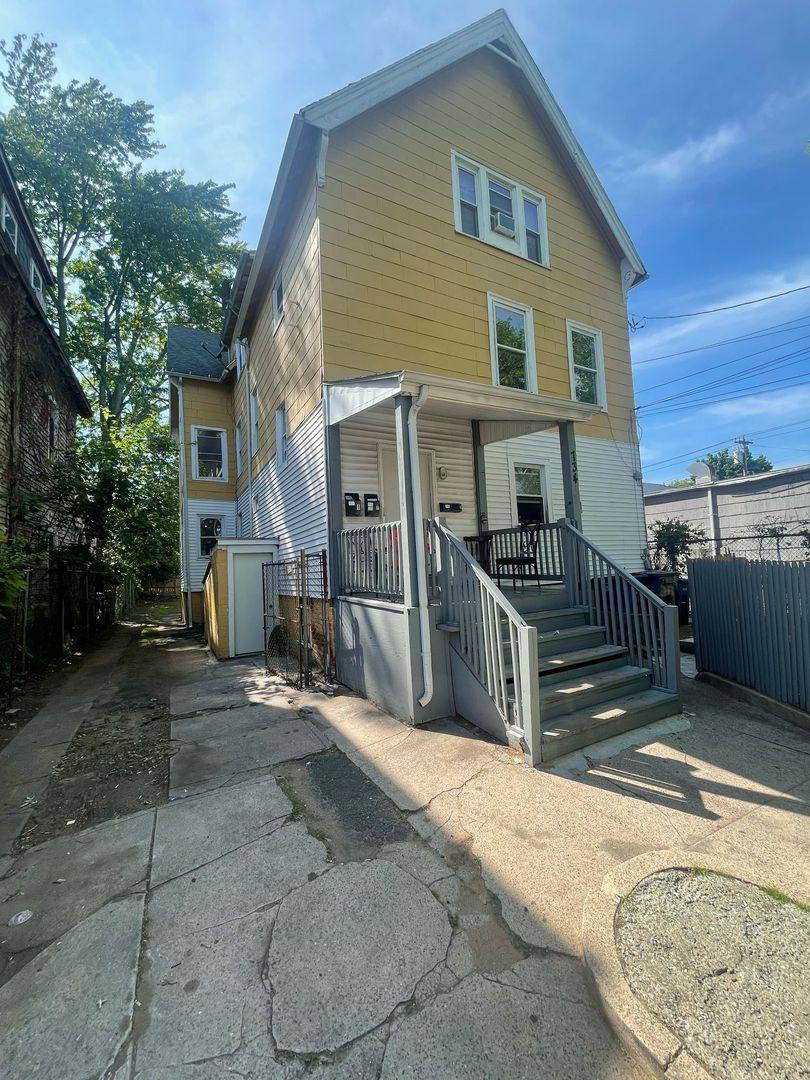 Apartment for rent at 734 Orchard St, New Haven, CT 06511