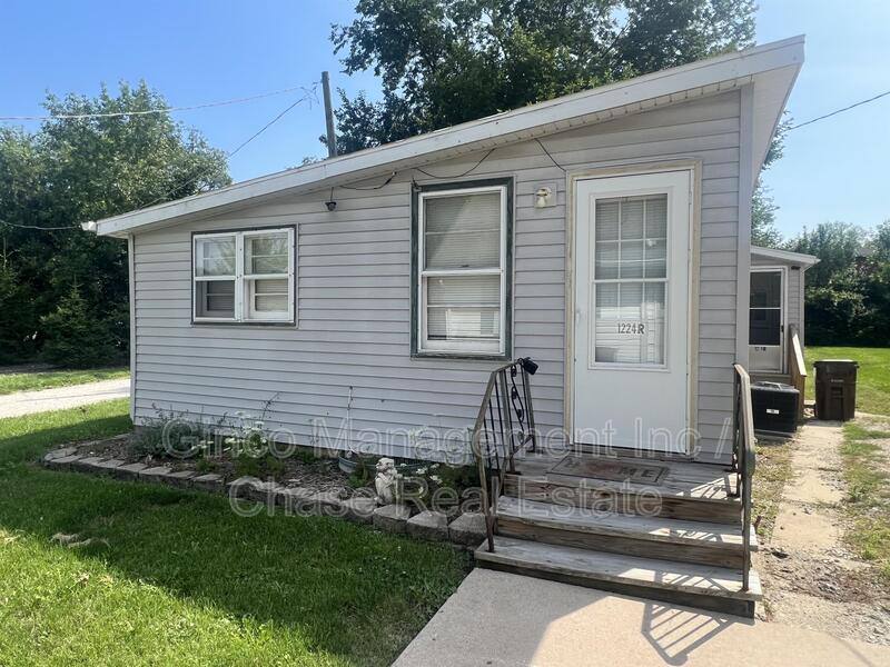 Apartment for rent at 1224 Cedar Rd #2, New Lenox, IL 60451