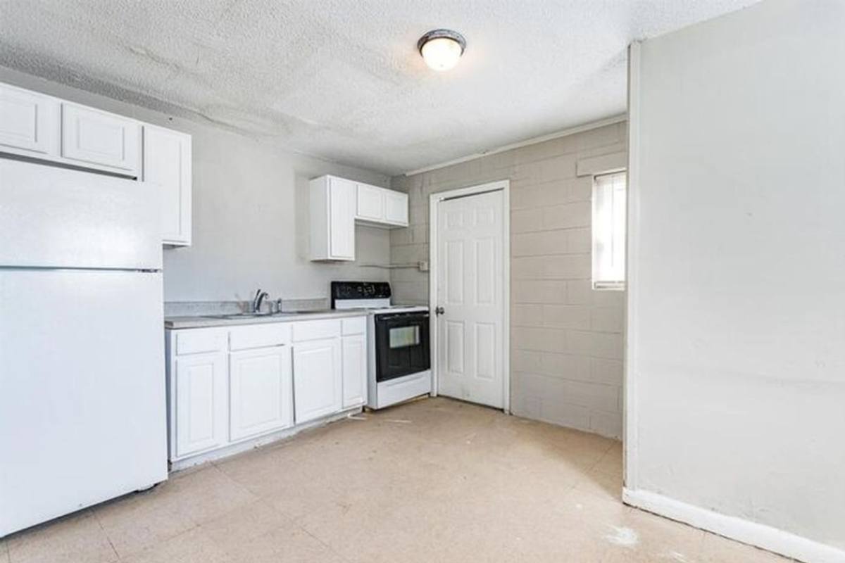Townhouse for rent at 508 Bragg St, Raleigh, NC 27601