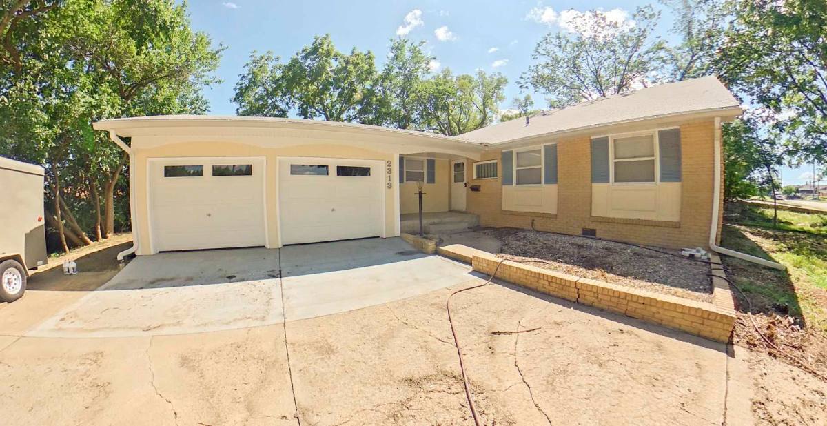 House for rent at 2313 Claflin Rd, Manhattan, KS 66502