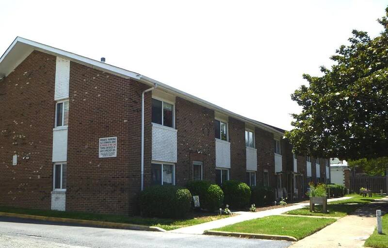 Apartment for rent at 1063 W 48th St #A4, Norfolk, VA 23508