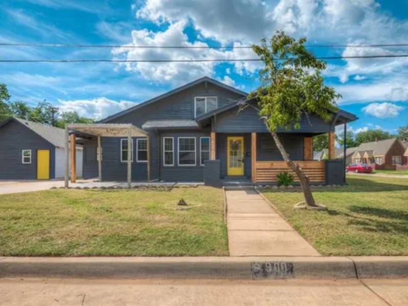 House for rent at 900 NW Eubanks St, Oklahoma City, OK 73118