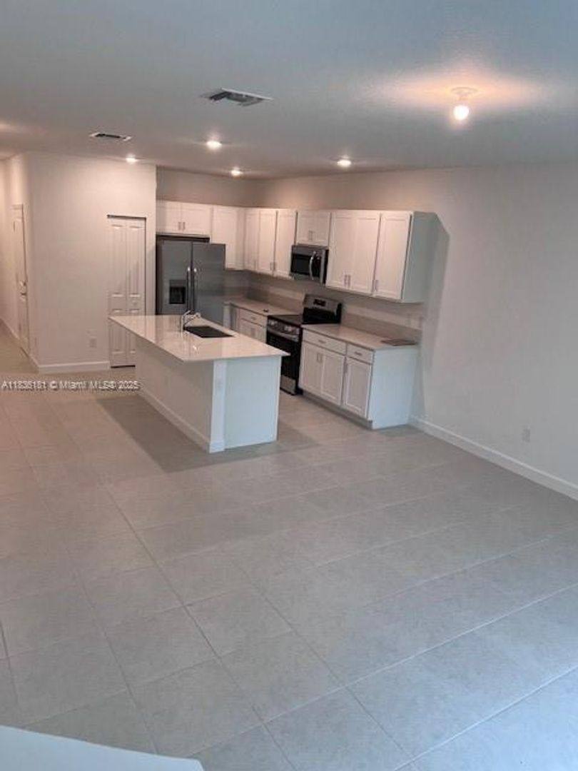 Townhouse for rent at 4667 Hollister Ave, Lake Worth, FL 33463