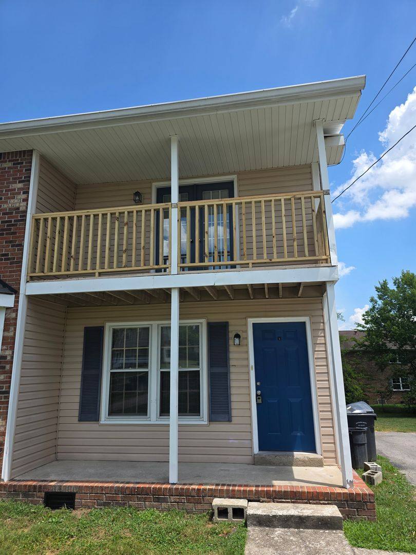Apartment for rent at 308 Crestmont Dr, Hendersonville, TN 37075